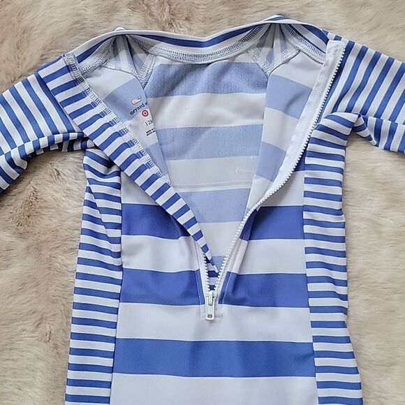 VINEYARD VINES BLUE AND WHITE STRIPED WHALE ONE-PIECE RASHGUARD SWIMSUIT - Picture 10 of 10